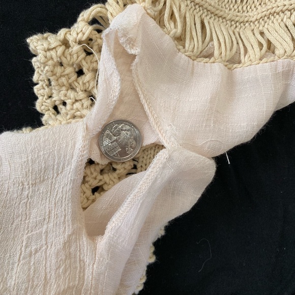 Top - Picture 4 of 4